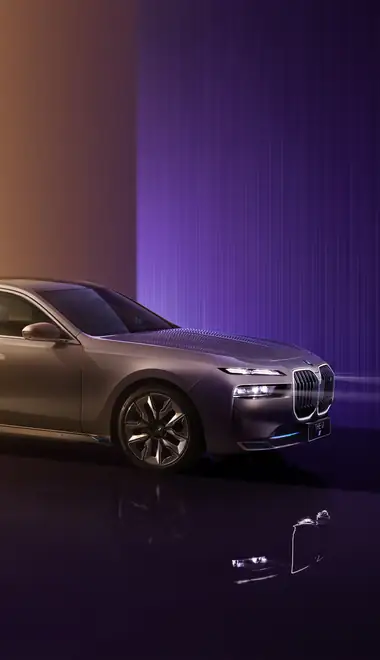 Обои машины: BMW i7, седан, электромобиль, люксовая машина