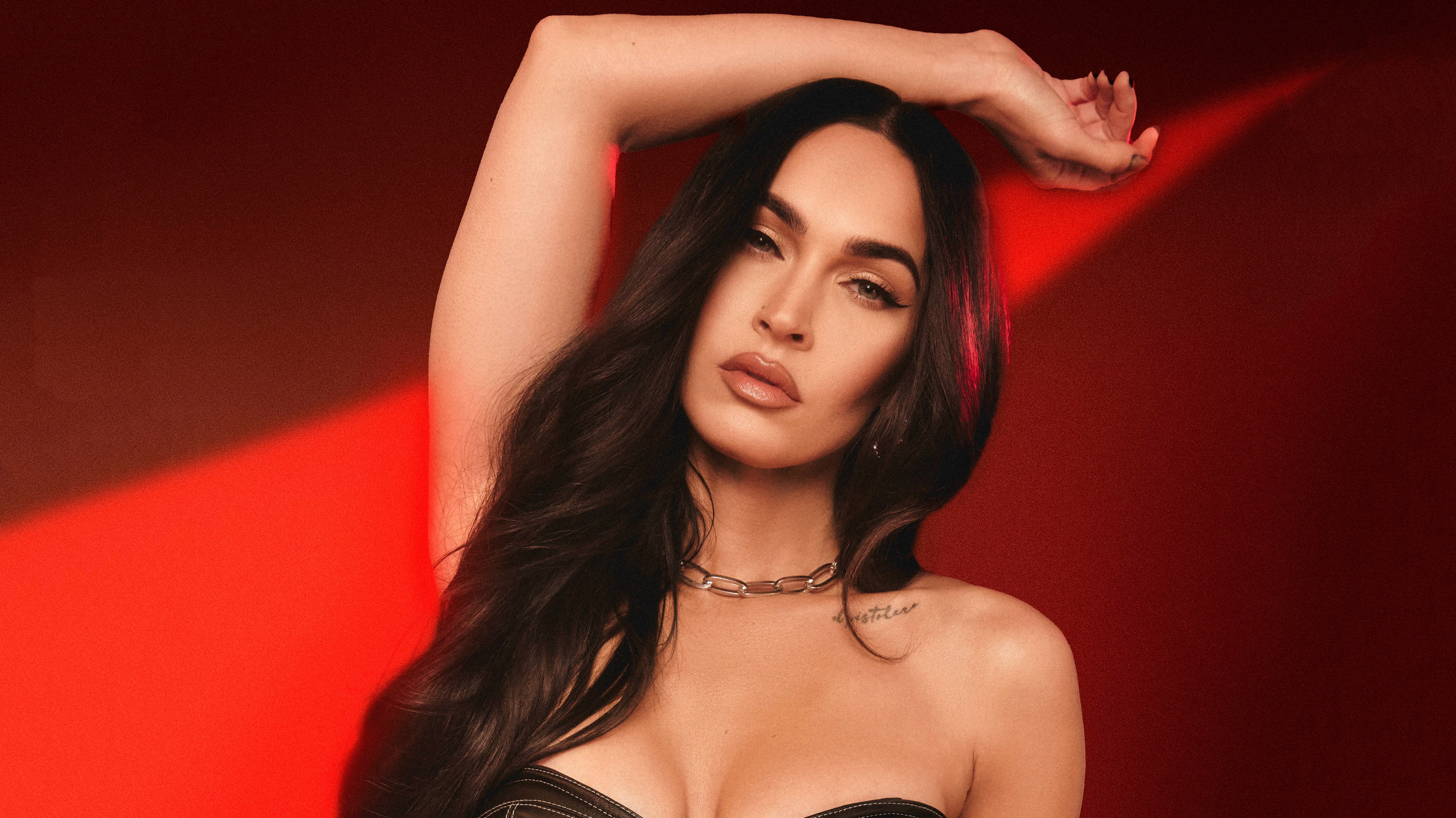 Elegant Megan Fox - 5K wallpapers in 5120x2880 resolution