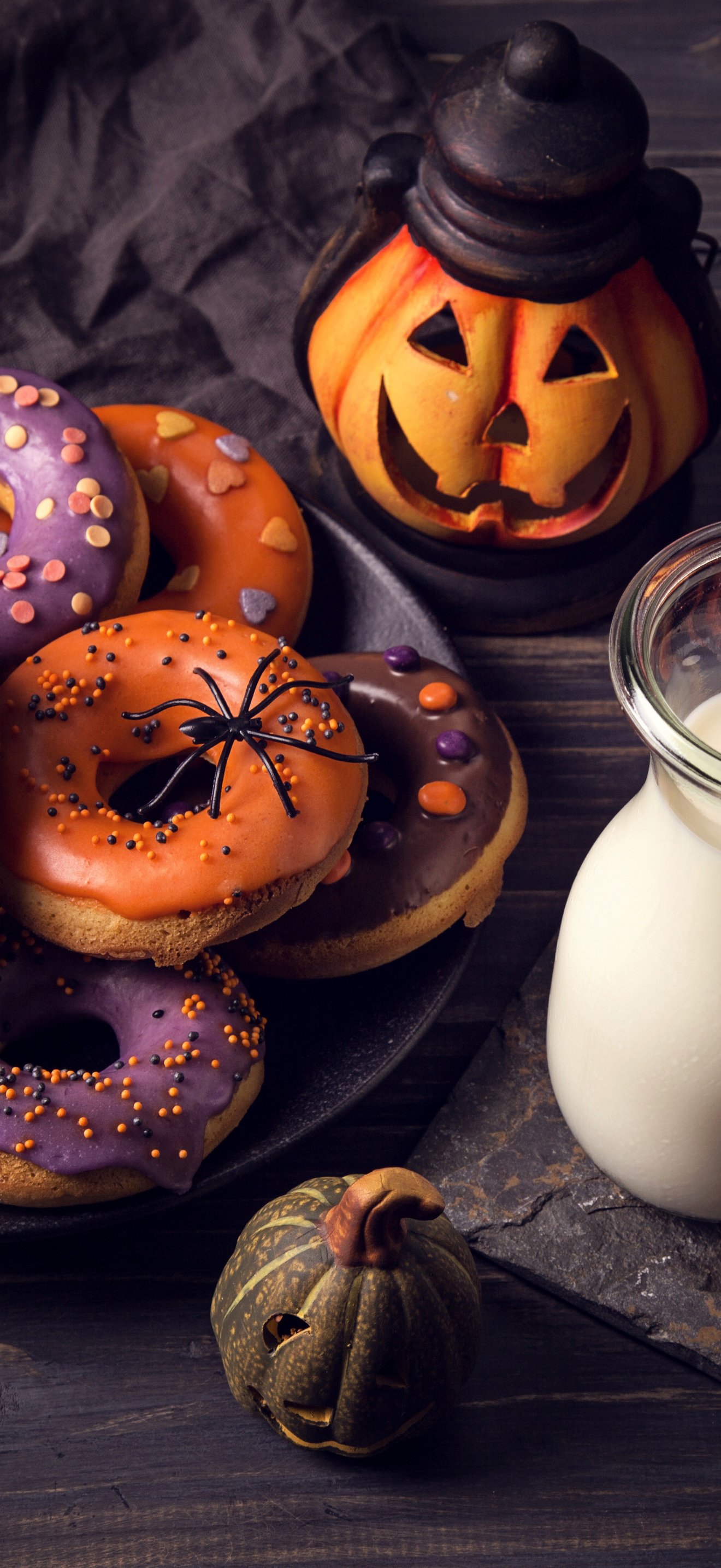 Donuts for Halloween - Wallpapers for iPhone 17 Pro Max/16 Pro Max in 1320x2868 resolution