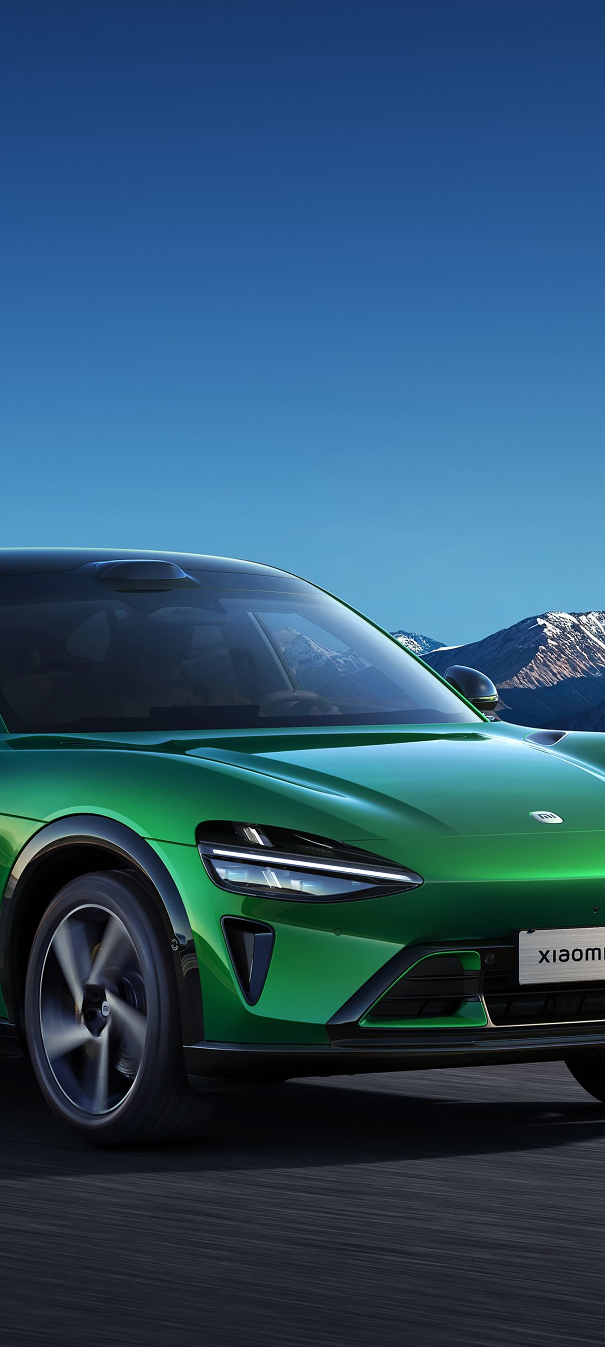 Green Xiaomi YU7 front view - Wallpapers for Xiaomi 15 in 1200x2670 resolution