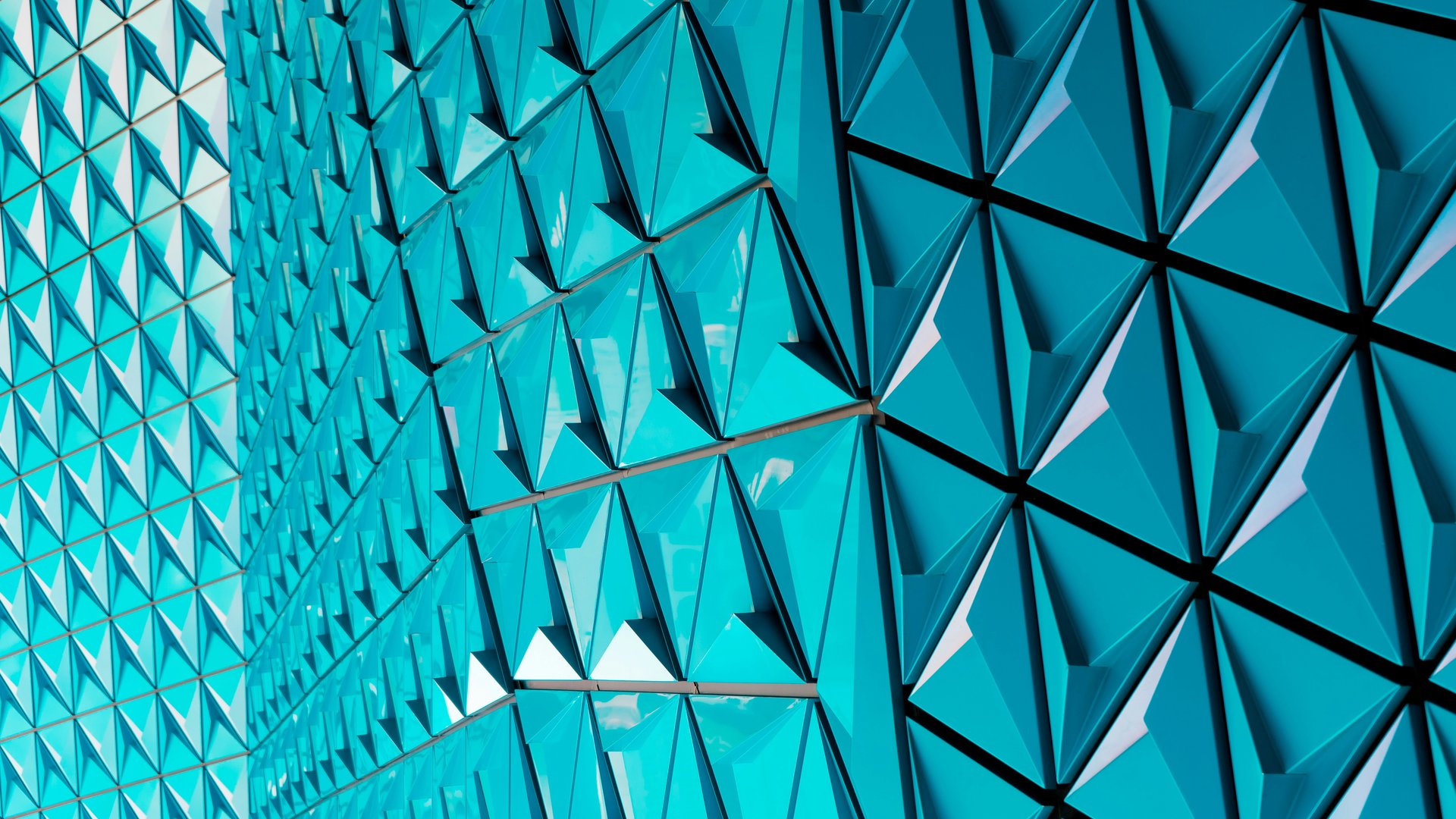 Modern facade with triangular panels - Full HD wallpapers in 1920x1080 resolution