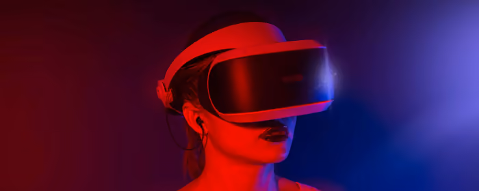 Обои технологии: Виртуальная реальность, VR гарнитура, женщина, гаджет