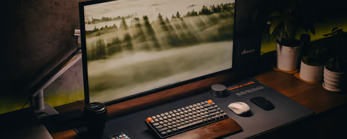 UltraWide 32:9 Device wallpapers (3840x1080): workspace, room, monitor, keyboard