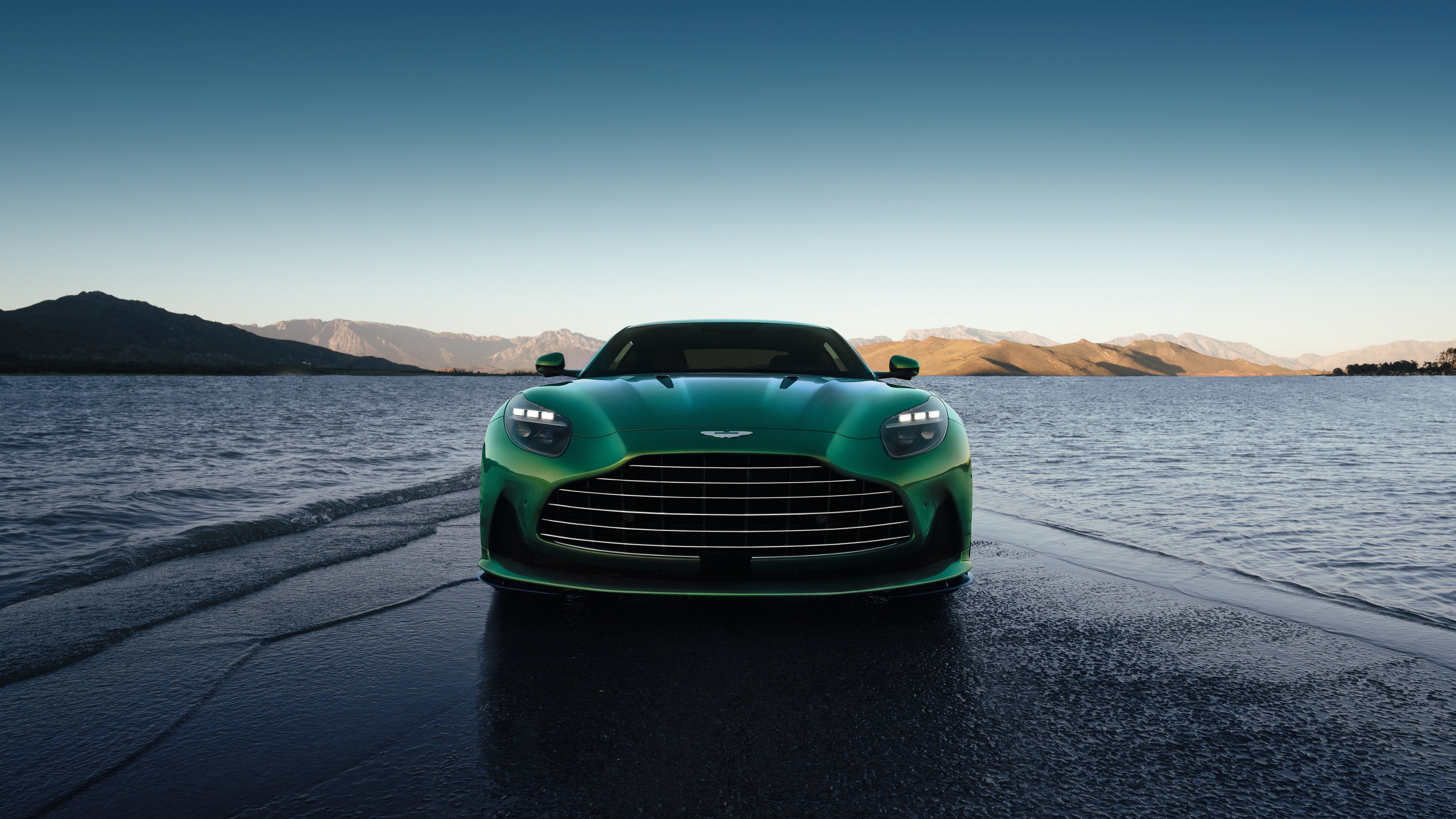 Green Aston Martin DB12 front view - Wallpapers for Apple iMac 21.5″ in 4096x2304 resolution