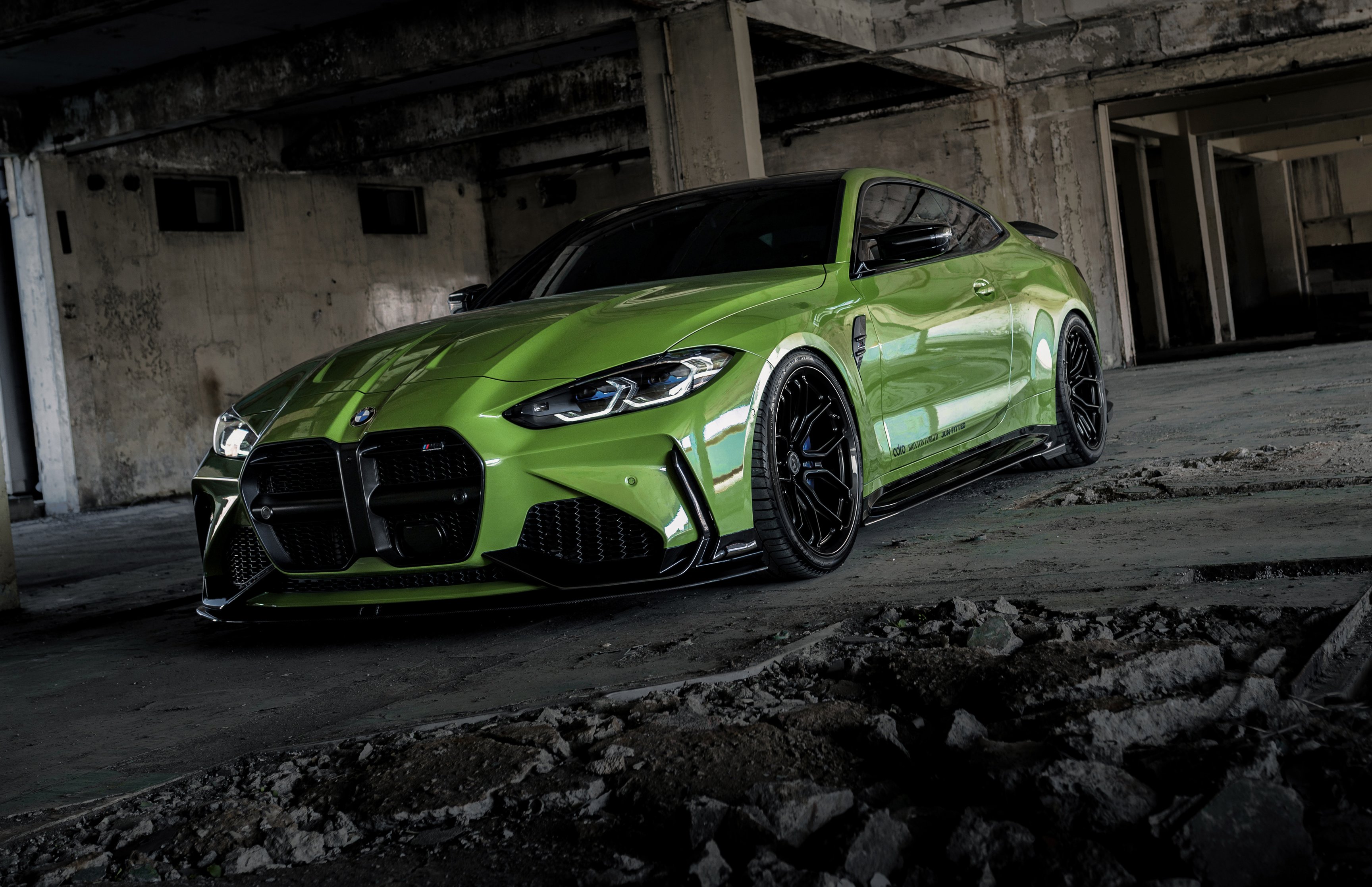 Green BMW M4 Coupe ADRO - Wallpapers for Apple MacBook 16.2″ in 3456x2234 resolution