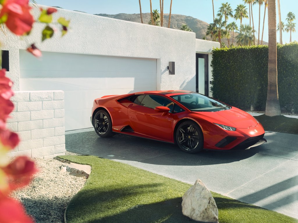 Red Lamborghini Huracán EVO on the side - XVGA wallpapers in 1024x768 resolution