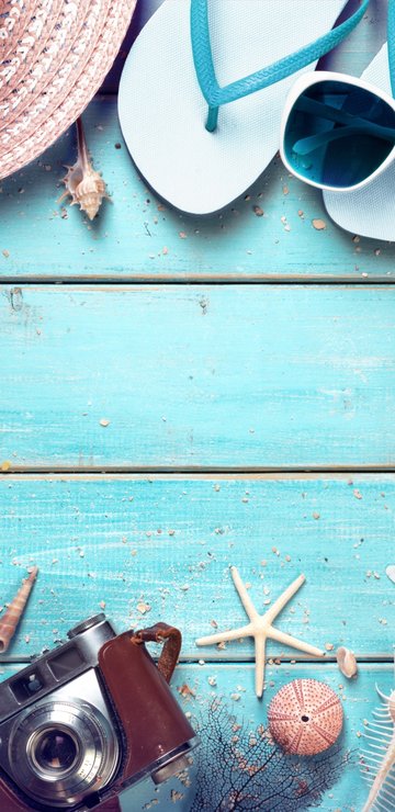 Beach essentials - Wallpapers for Samsung in 360x740 resolution