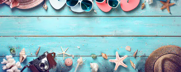 UltraWide 32:9 camera wallpapers (3840x1080): flip-flops, sunglasses, hat, starfish