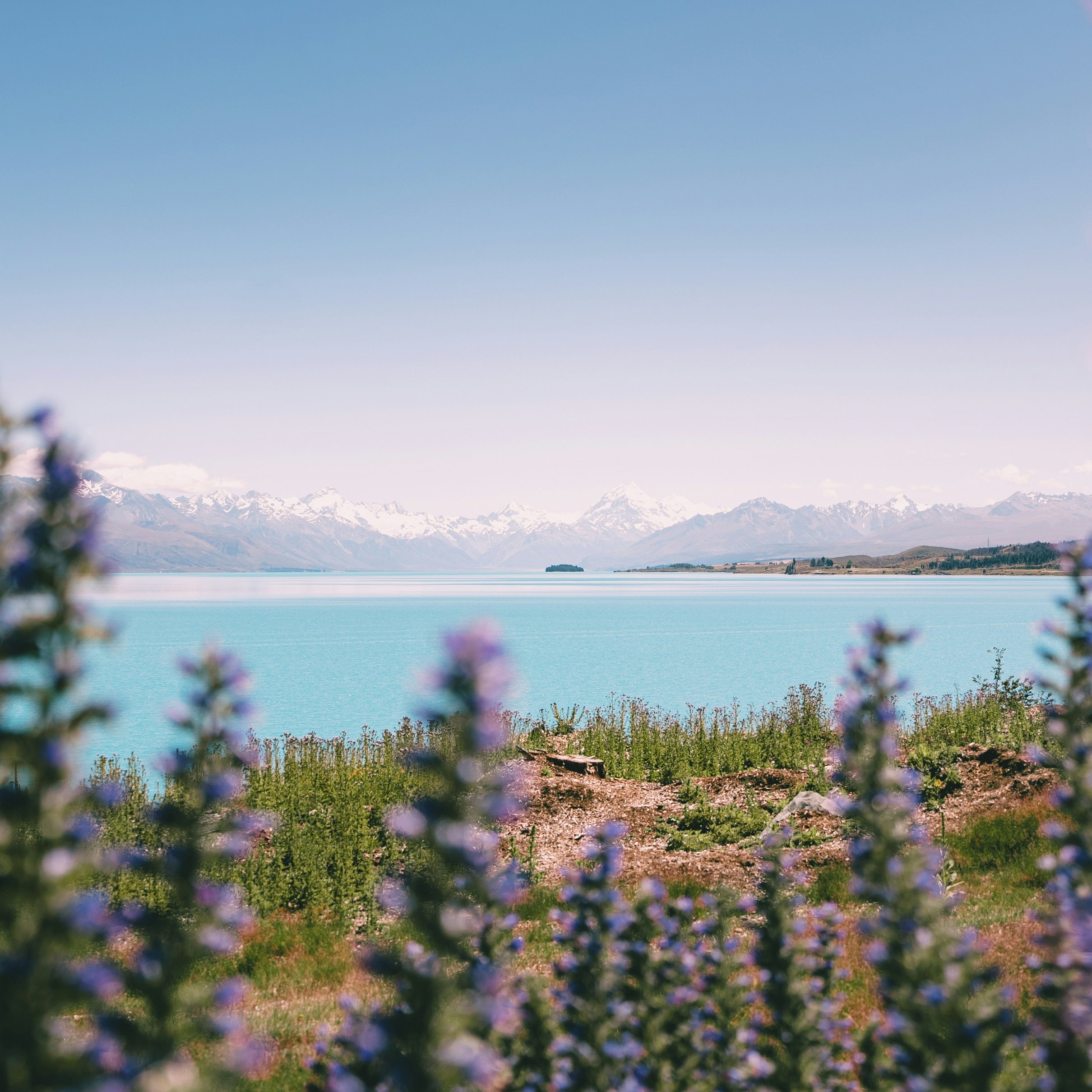 Turquoise Mountain Lake - Wallpapers for iPad Pro 11″ 2024 in 2420x2420 resolution
