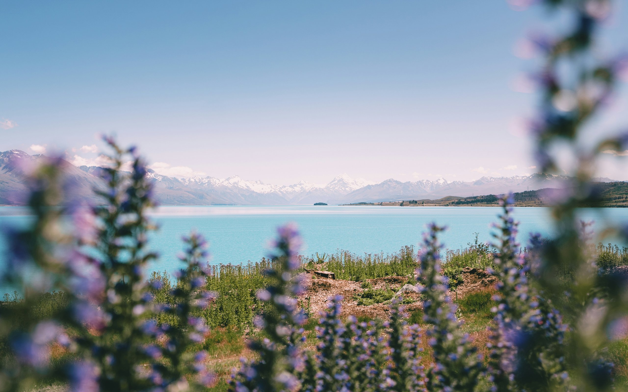Turquoise Mountain Lake - WQXGA and for Apple MacBook Air 13 wallpapers in 2560x1600 resolution