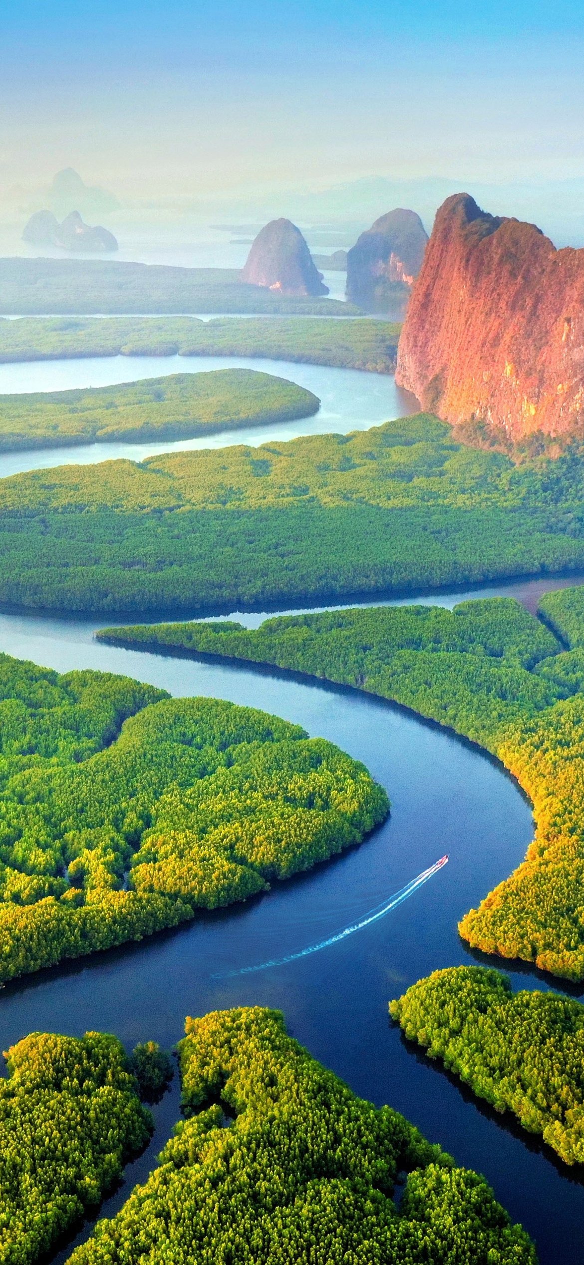 Mangrove River top view - Wallpapers for iPhone 12 Pro/13 Pro/14 in 1170x2532 resolution