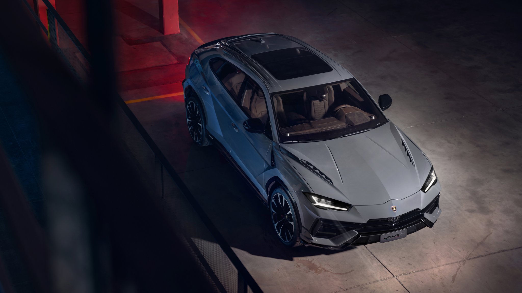 Lamborghini Urus S in modern parking garage - QWXGA wallpapers in 2048x1152 resolution