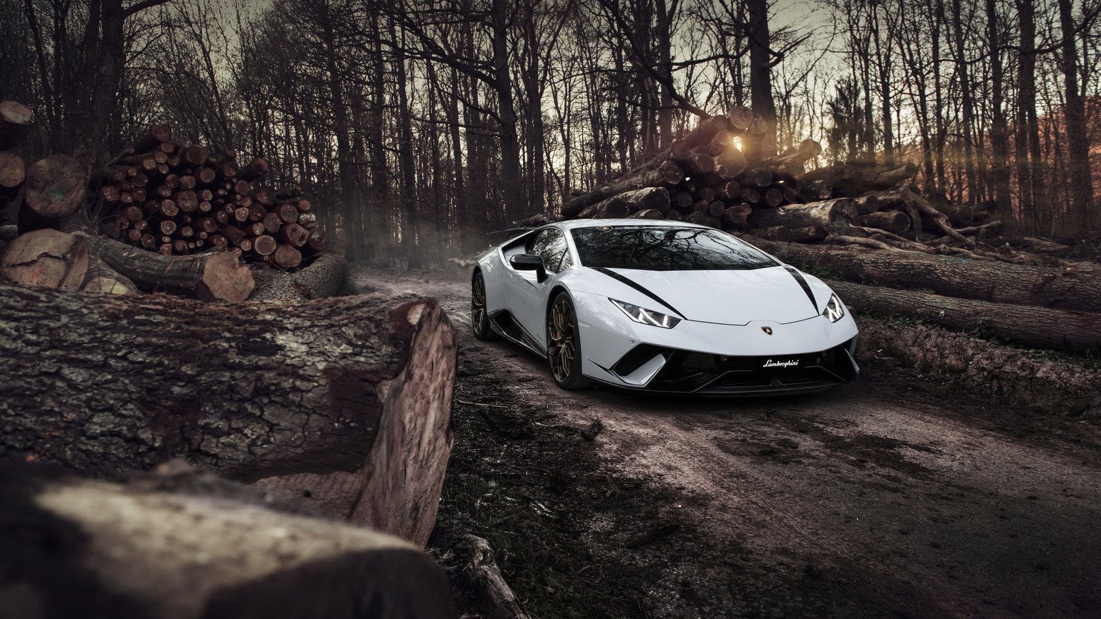 Lamborghini Huracán Performante front - wXGA++ wallpapers in 1600x900 resolution