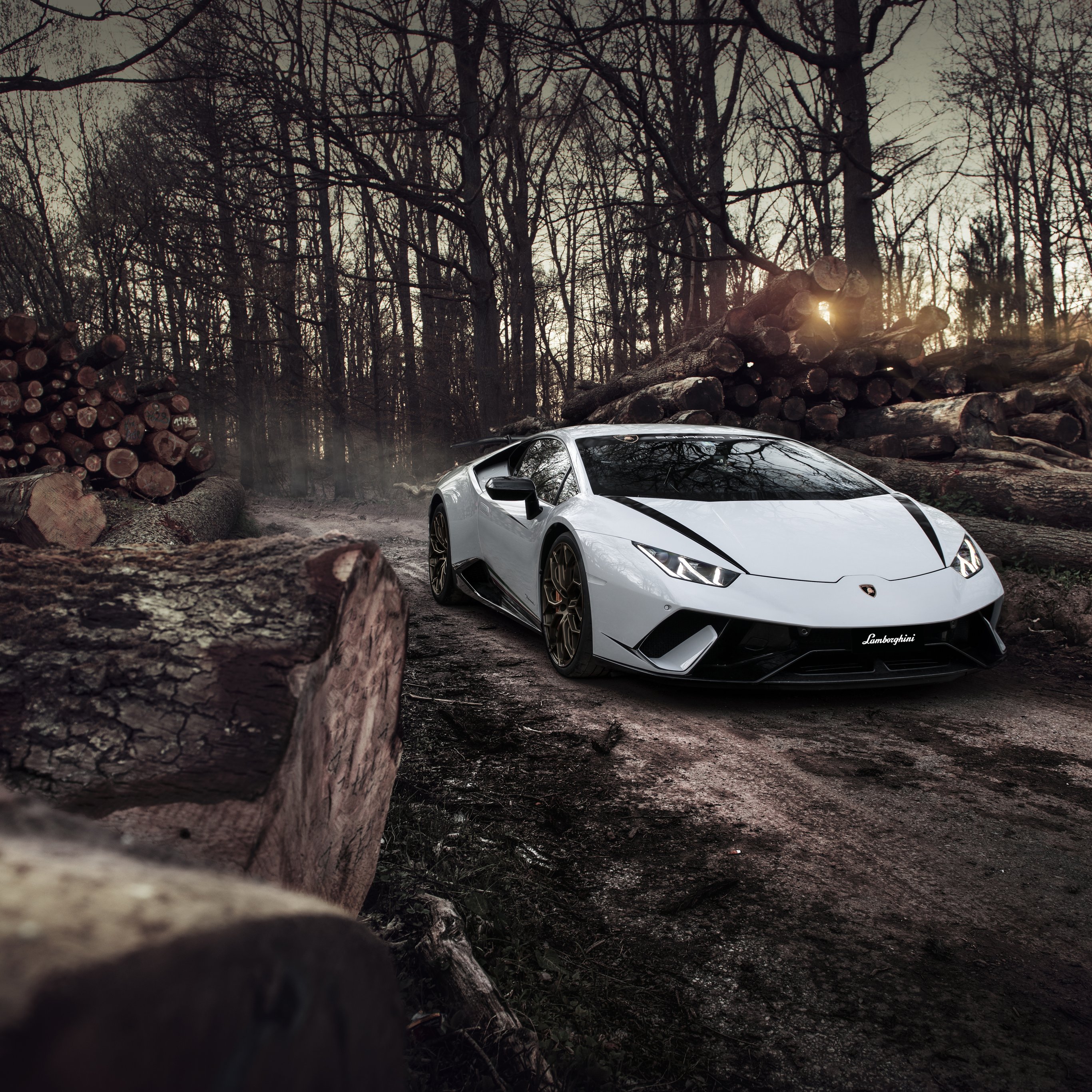 Lamborghini Huracán Performante front - Wallpapers for iPad Pro 12.9″ in 2732x2732 resolution
