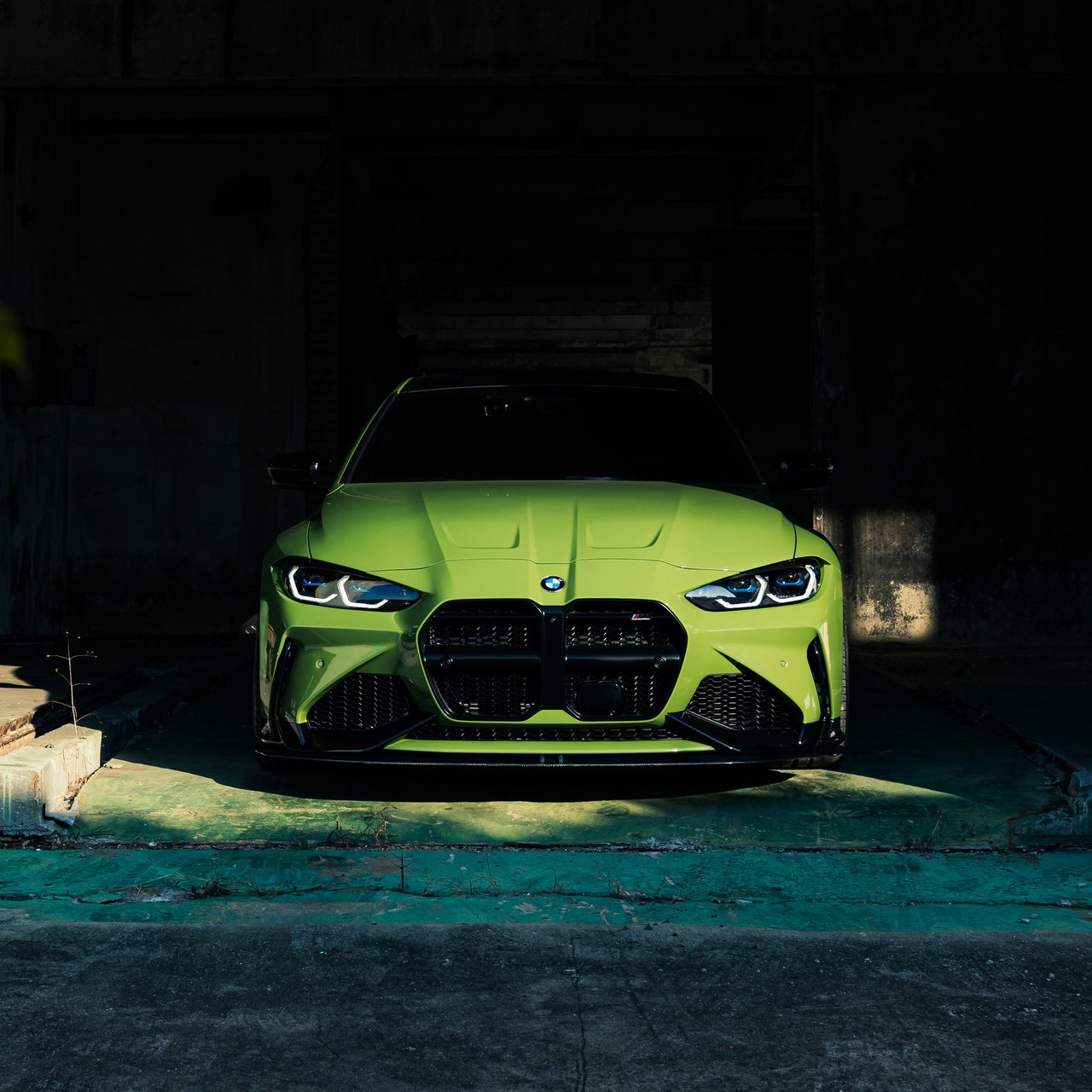 BMW M4 from ADRO front - Wallpapers for Lenovo, Huawei in 1280x1280 resolution