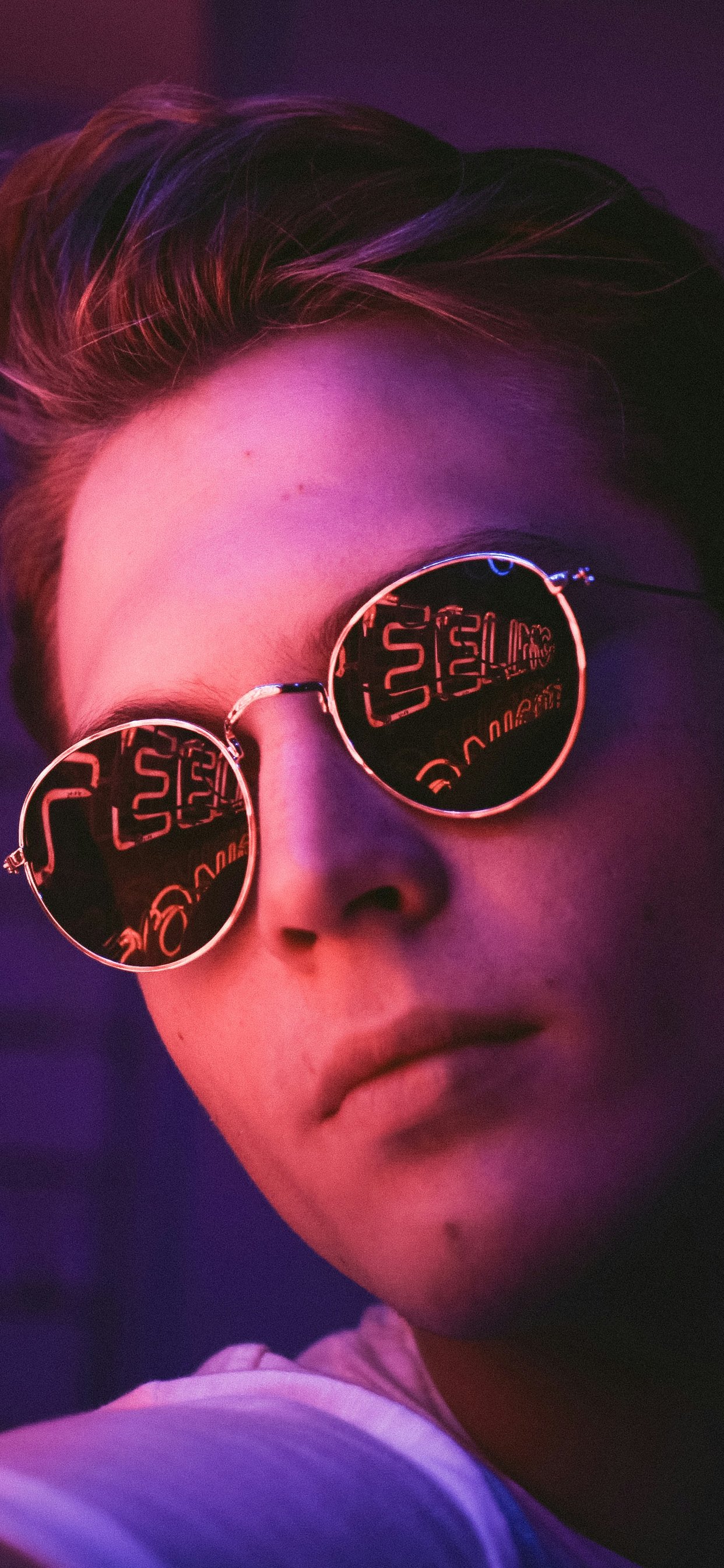 Man wearing reflective sunglasses neon - Wallpapers for iPhone 11 Pro Max in 1242x2688 resolution