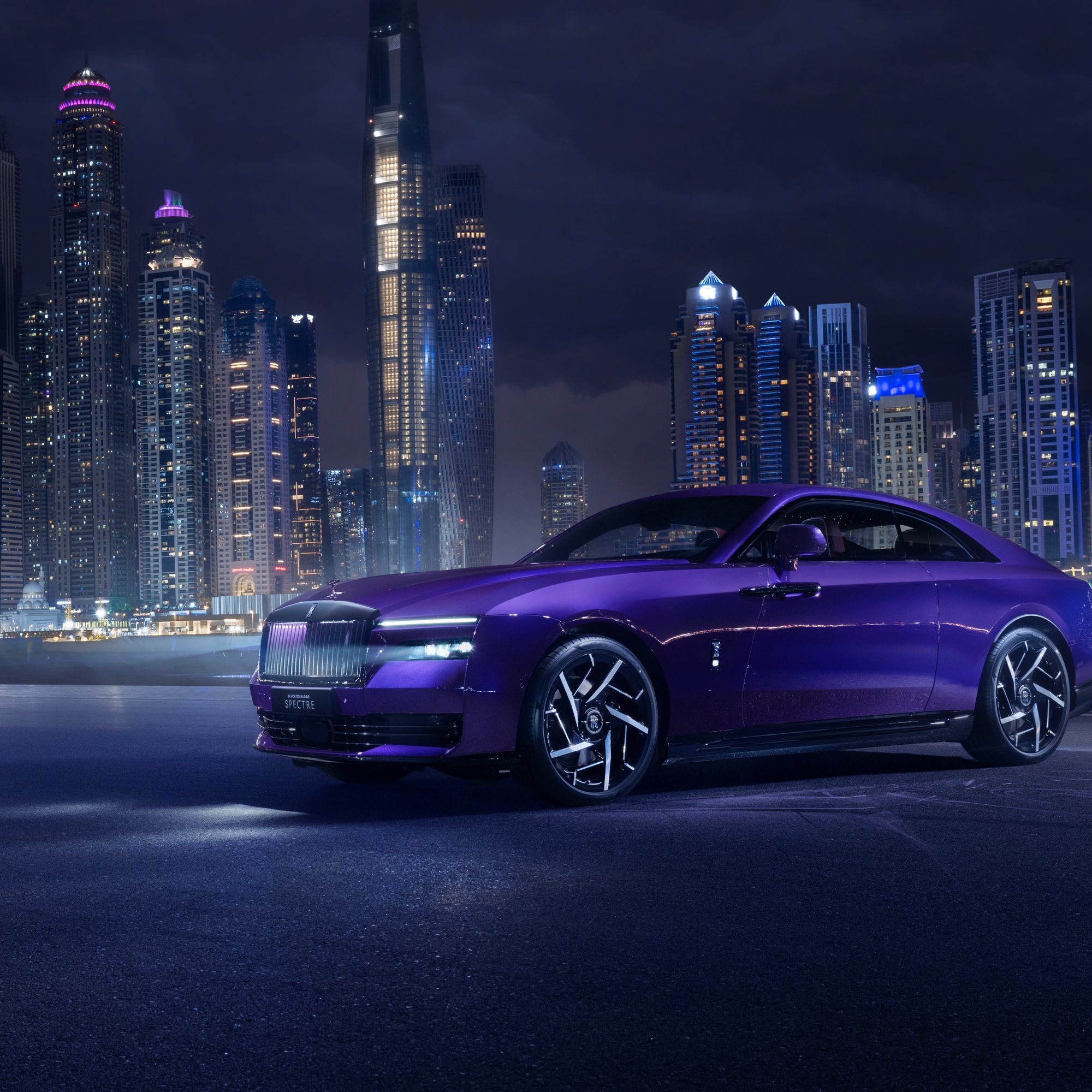 Rolls-Royce Spectre Black Badge side view - Wallpapers for Samsung/Xiaomi in 2000x2000 resolution