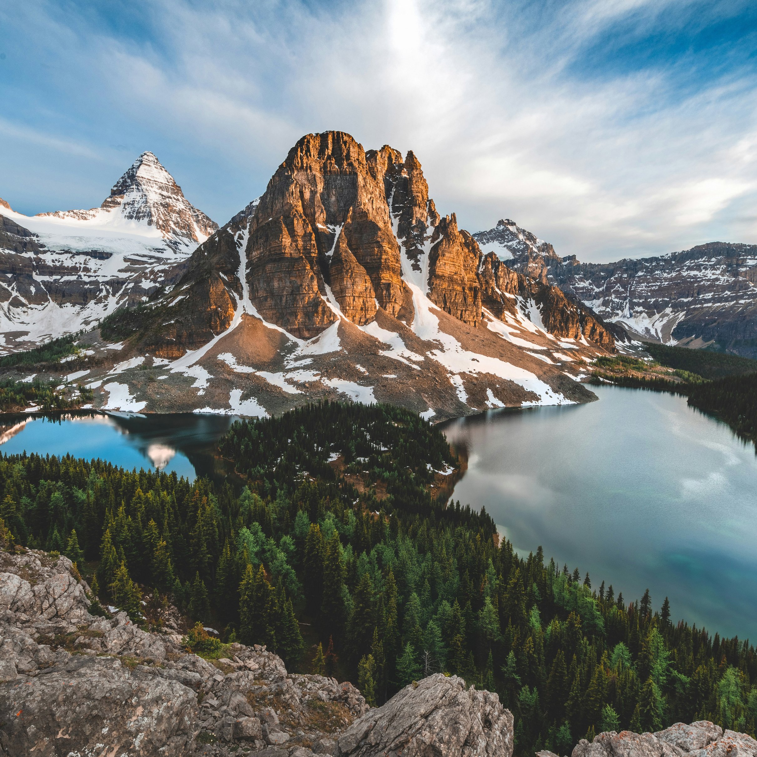 Nub Peak in British Columbia - Wallpapers for iPad Pro 11″ 2024 in 2420x2420 resolution