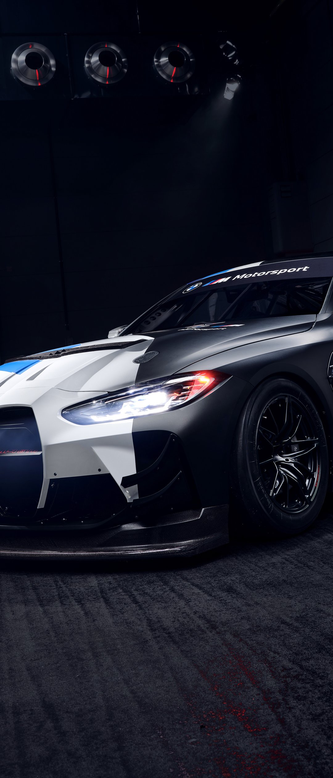 Racing BMW M4 GT4 front view - Wallpapers for Samsung Galaxy Z Flip7, Sony Xperia 5 II/5 III/5 V/10 IV/10 V, Xiaomi Mix Fold 3 in 1080x2520 resolution