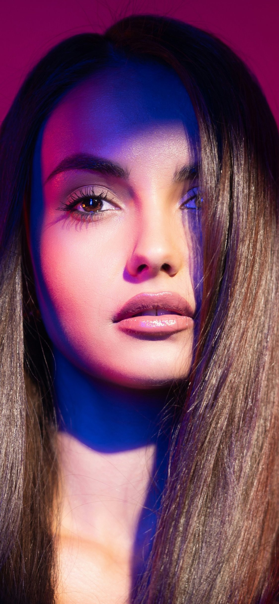 Glamorous fashion model - Wallpapers for iPhone X/XS/11 Pro in 1125x2436 resolution