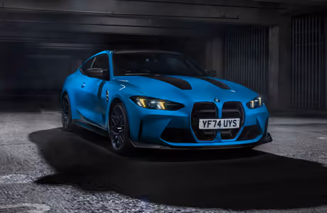 Обои машины: BMW M4, купе, гараж, парковка