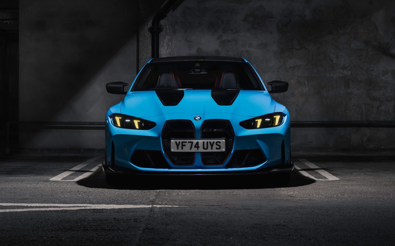 BMW M4 CS в гараже - WXGA_1280 обои в разрешении 1280x800