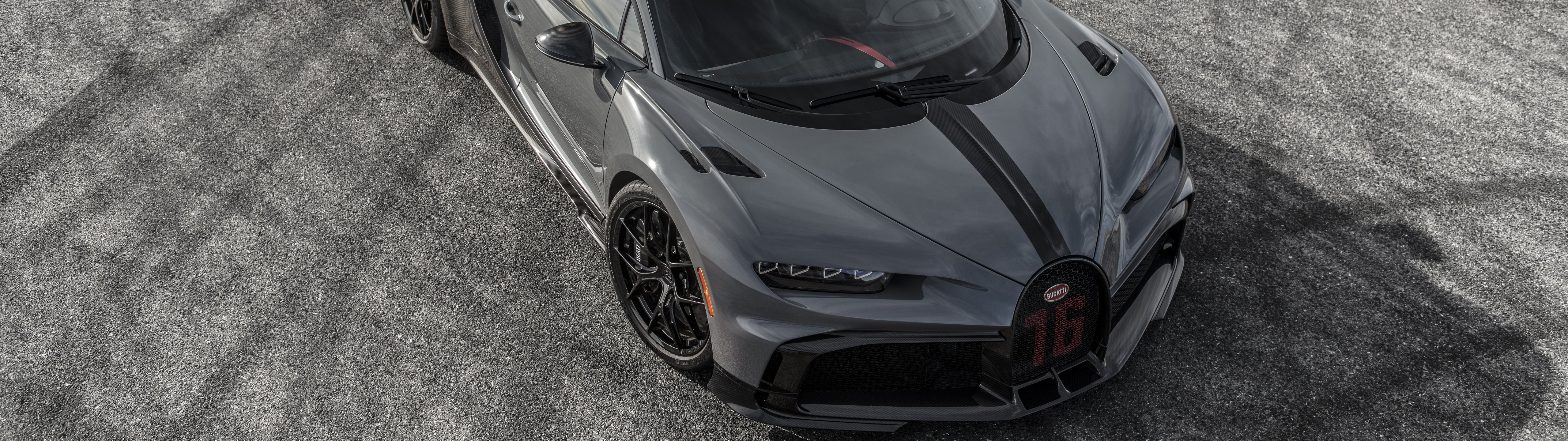 Bugatti Chiron Pur Sport front view - UltraWide 32:9 wallpapers in 5120x1440 resolution