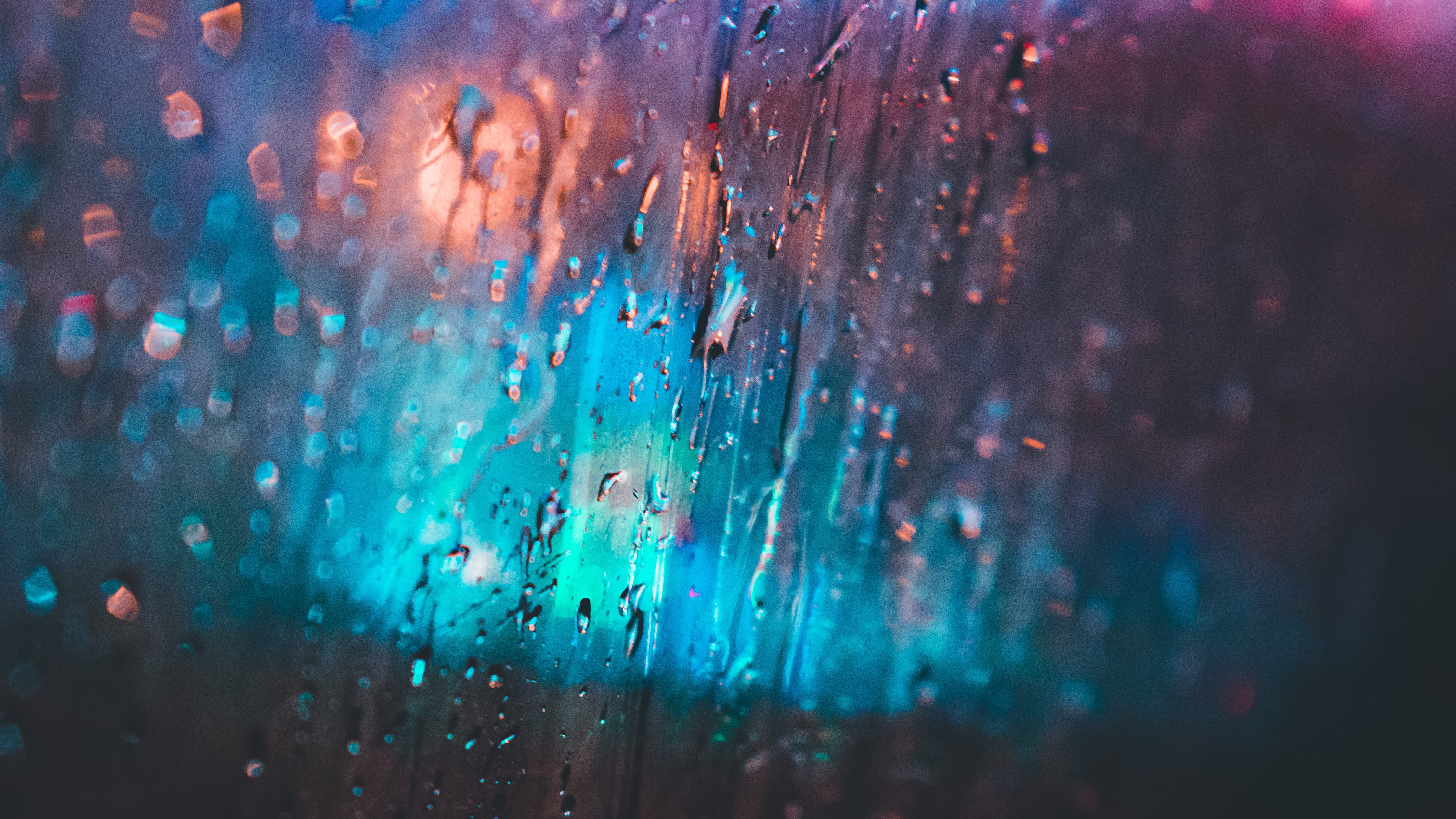 Raindrops on window glass - Wallpapers for Apple iMac 24″ in 4480x2520 resolution