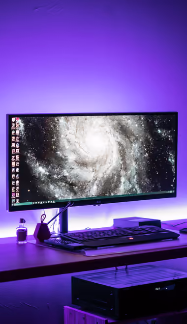 Обои технологии: рабочее место, подсветка, RGB, компьютер