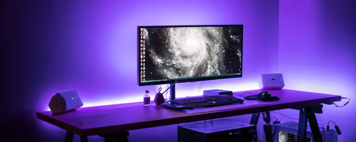 Обои технологии: рабочее место, подсветка, RGB, компьютер
