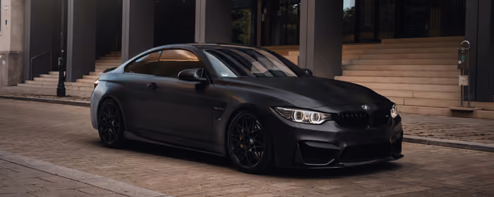 Обои машины: BMW M4, спорткар, купе, улица