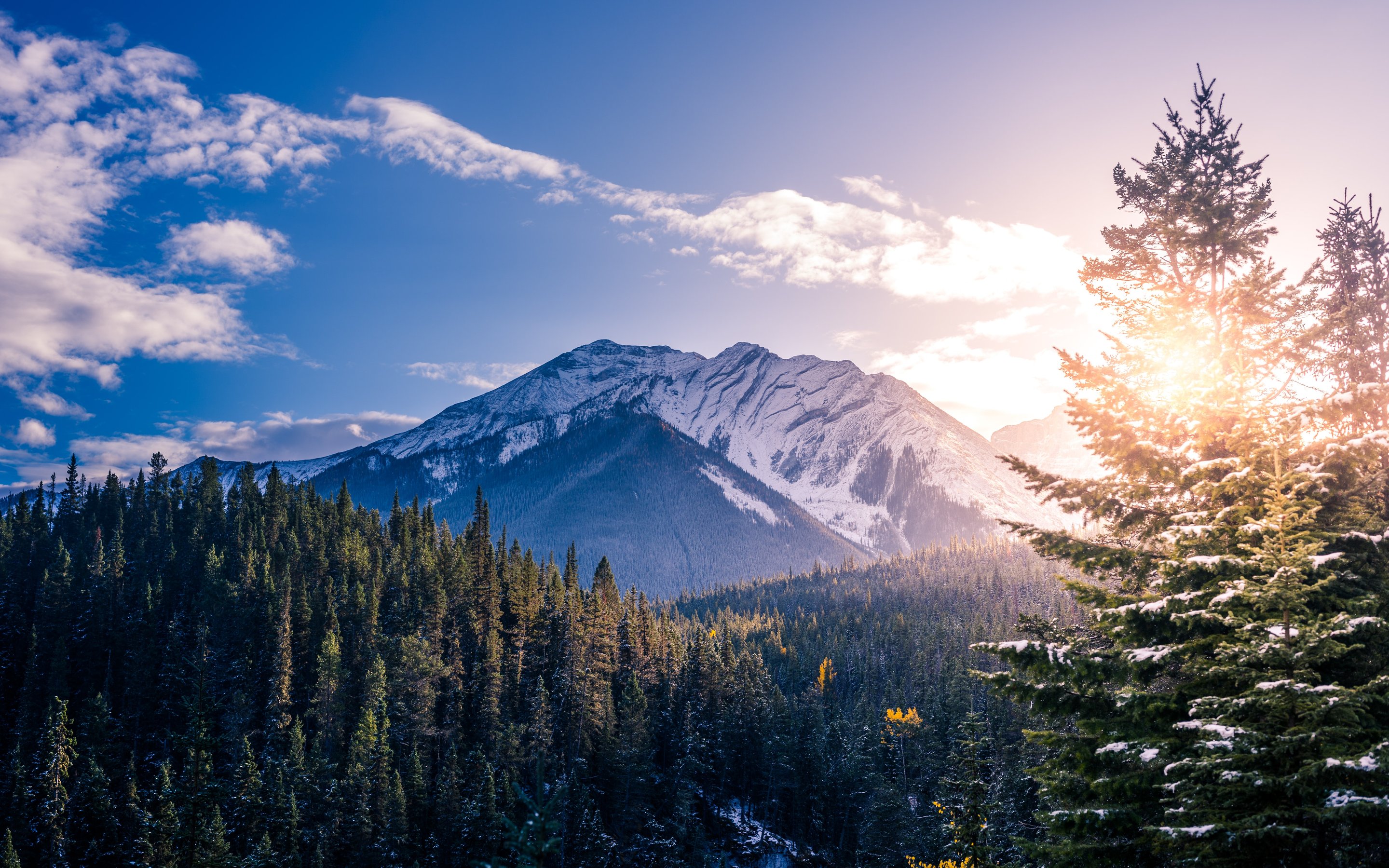 Sunrise over snow-covered mountains - Wallpapers for Apple MacBook 15″ in 2880x1800 resolution