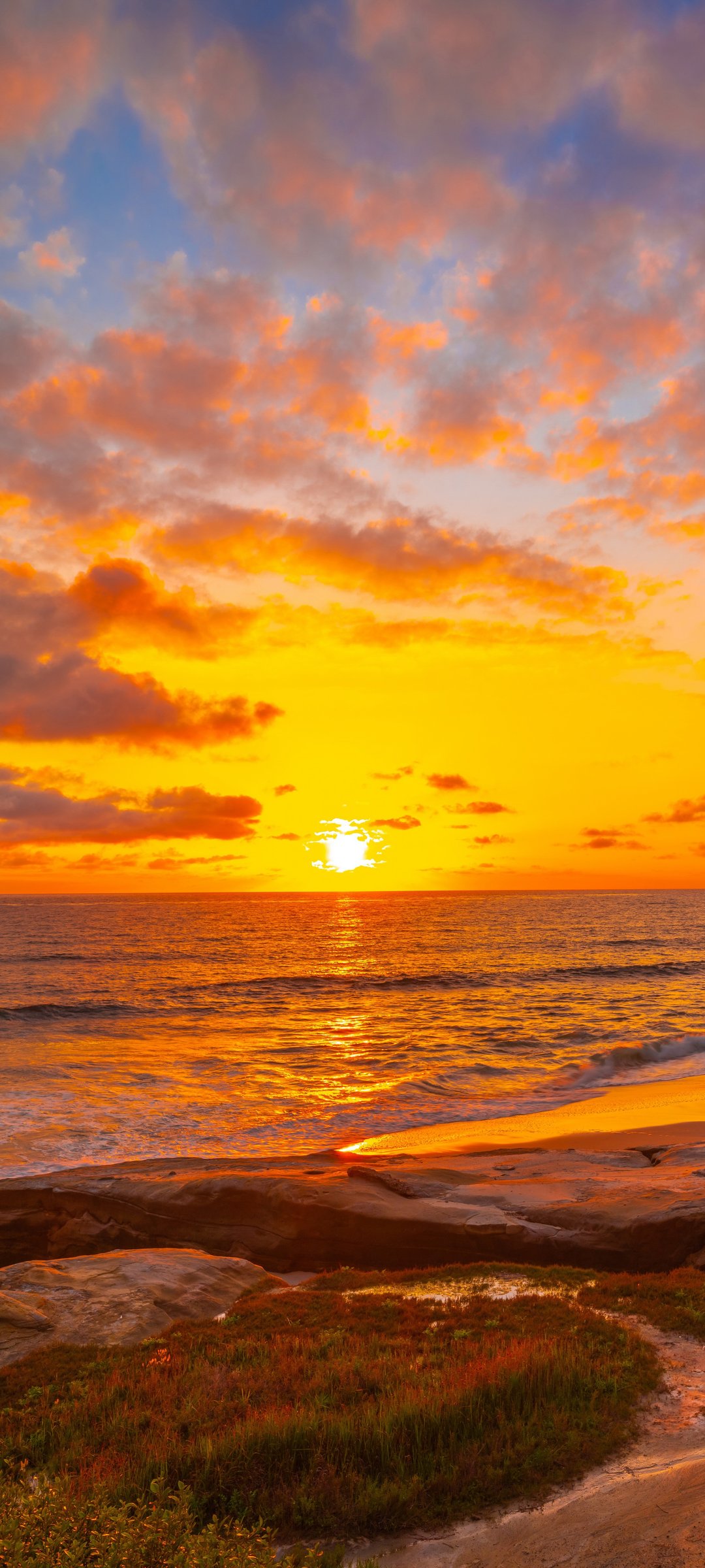 Sunset over California beach - Wallpapers for Samsung Galaxy M55, POCO M4/X4/X5, Xiaomi Redmi 12/13/Note 13/Note 14/Note 14S in 1080x2400 resolution