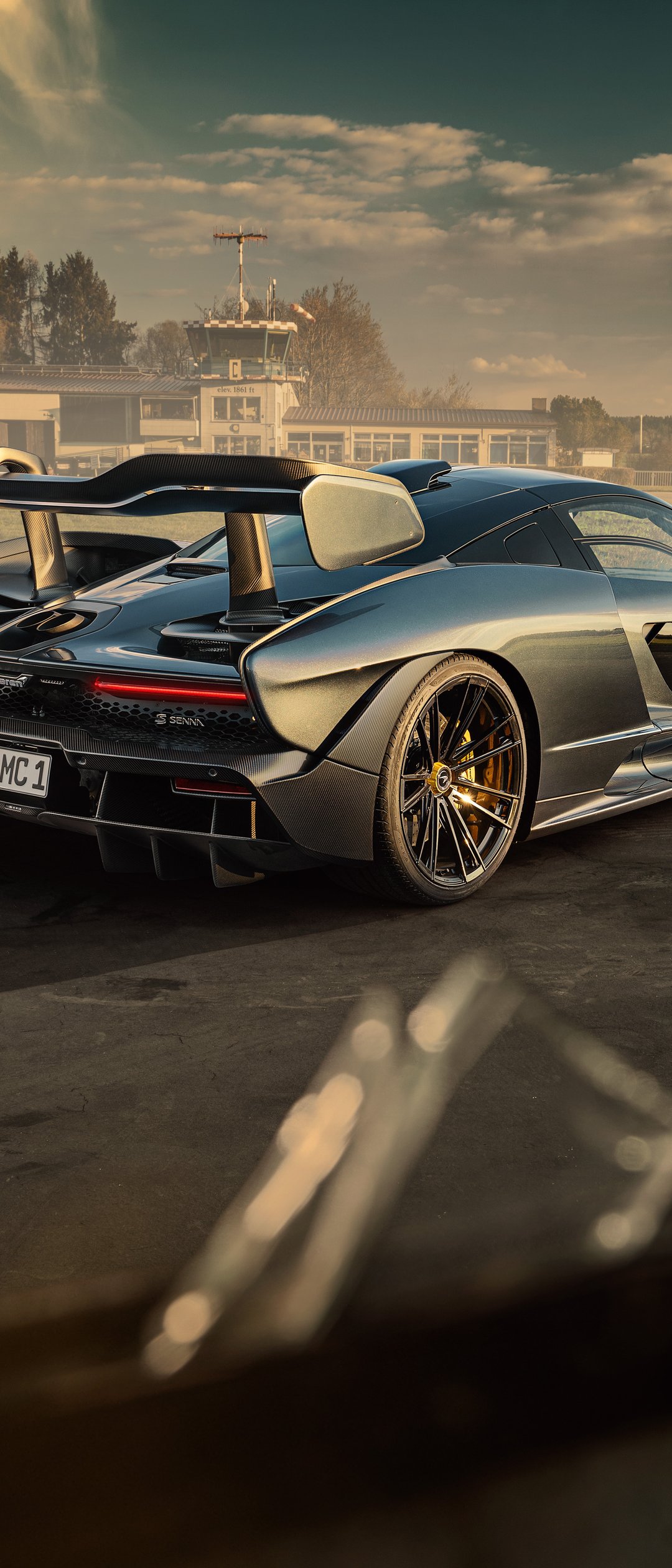 McLaren Senna Novitec side view - Wallpapers for Samsung Galaxy Z Flip7, Sony Xperia 5 II/5 III/5 V/10 IV/10 V, Xiaomi Mix Fold 3 in 1080x2520 resolution