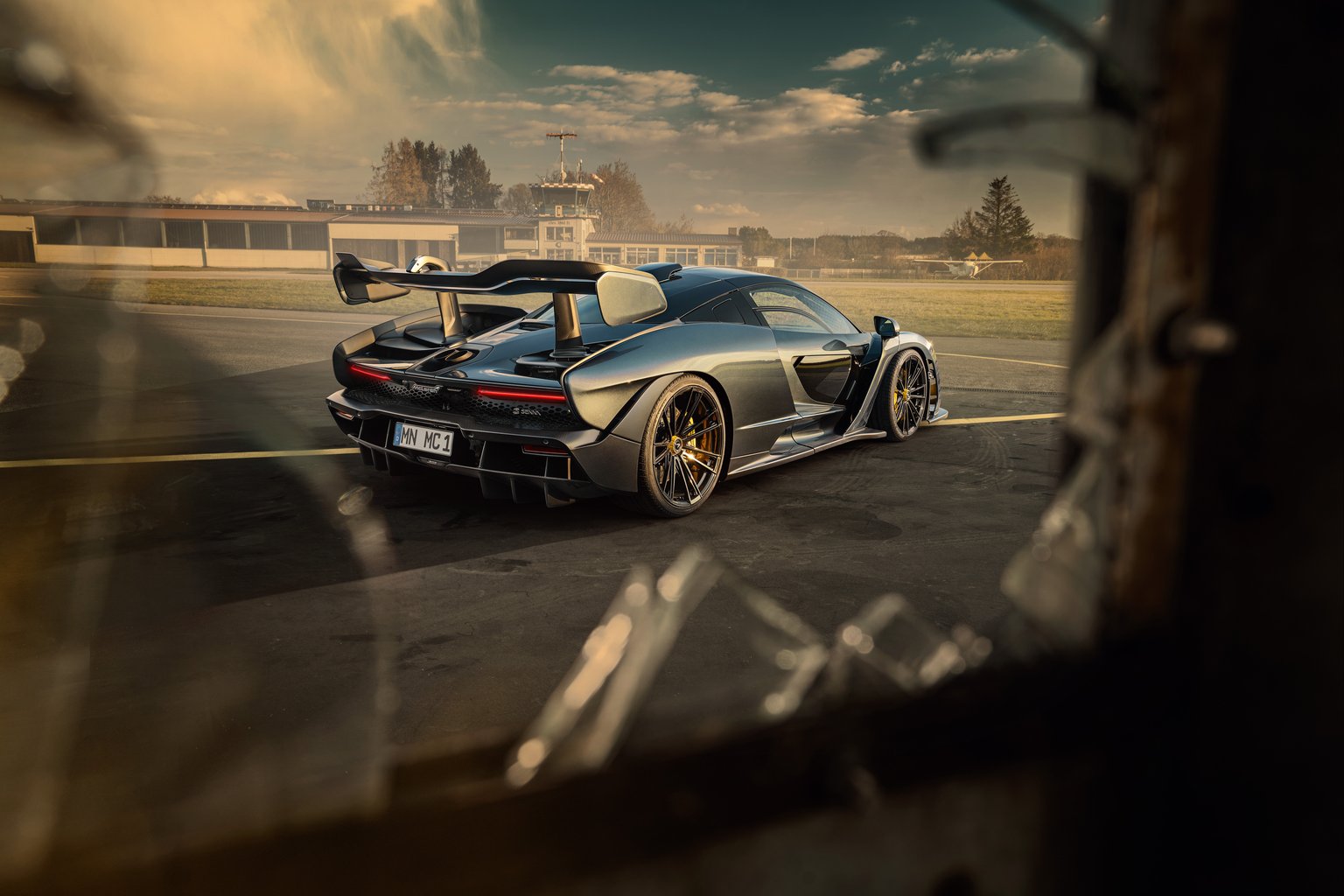McLaren Senna Novitec side view - Microsoft Surface 12.4″ wallpapers in 1536x1024 resolution