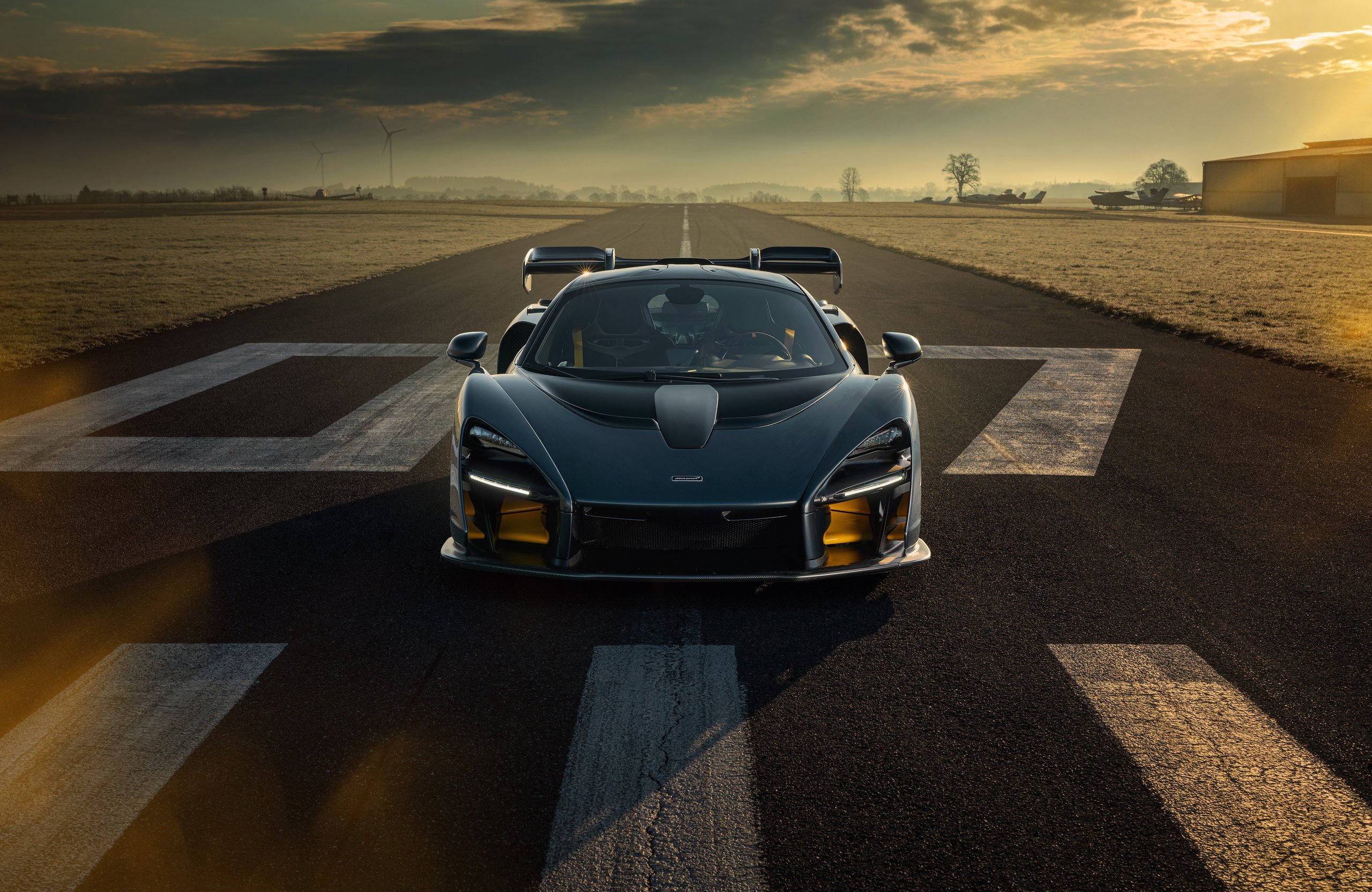 McLaren Senna Novitec front view - Wallpapers for Apple MacBook Air 13 M2″ in 2560x1664 resolution
