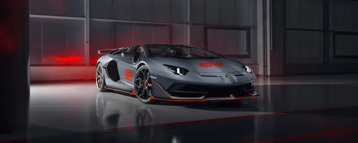 Обои машины: Lamborghini Aventador SVJ, суперкар, родстер, гараж