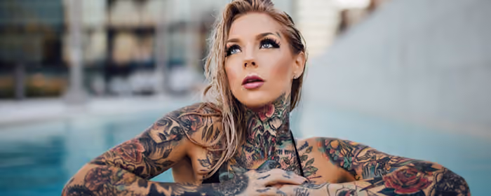 UltraWide 21:9 Relax wallpapers (3440x1440): woman, tattoos, swimsuit, pool