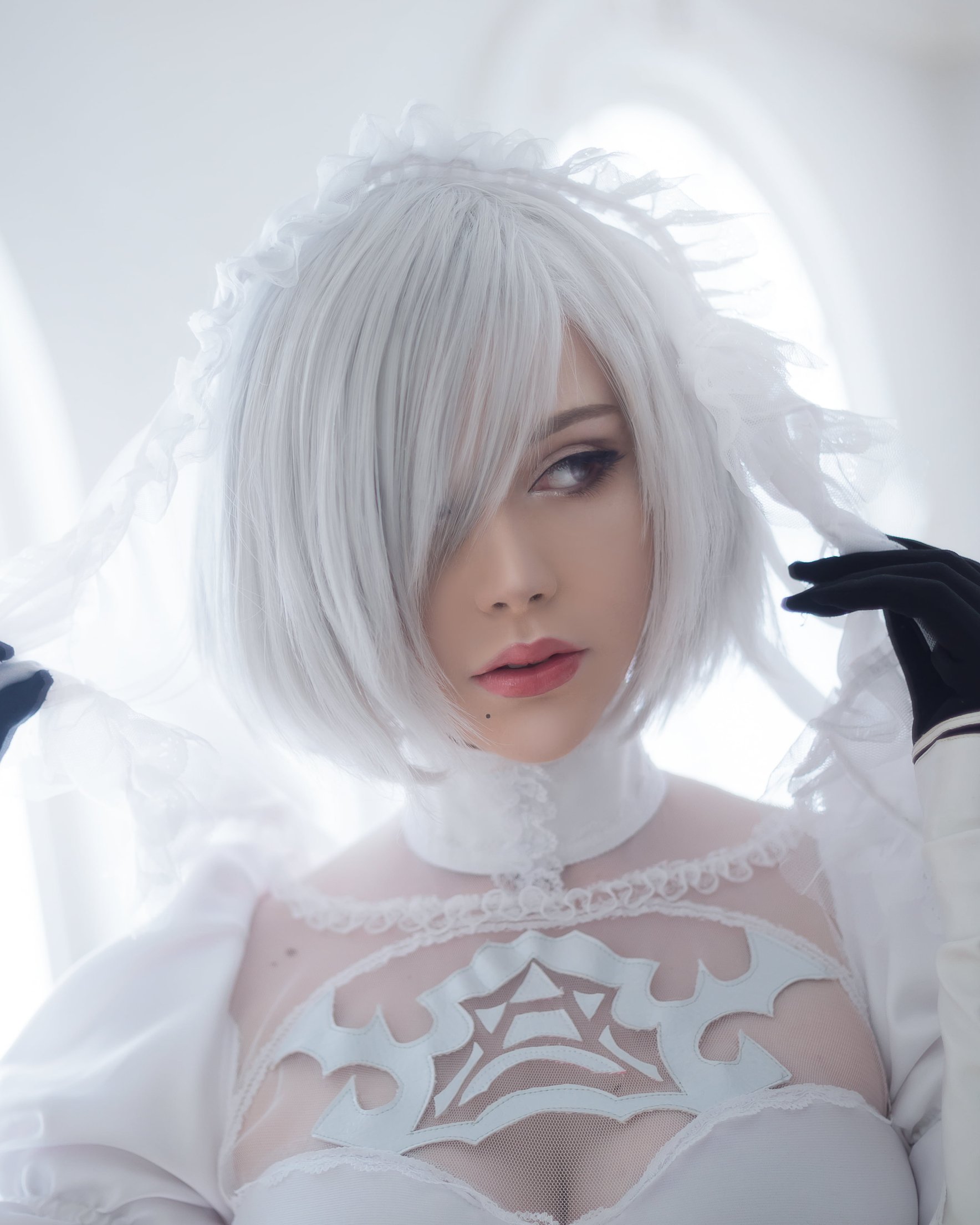 Saya Fox as Belaya 2B - Wallpapers for Samsung Galaxy Z Fold 2/3 in 1768x2208 resolution