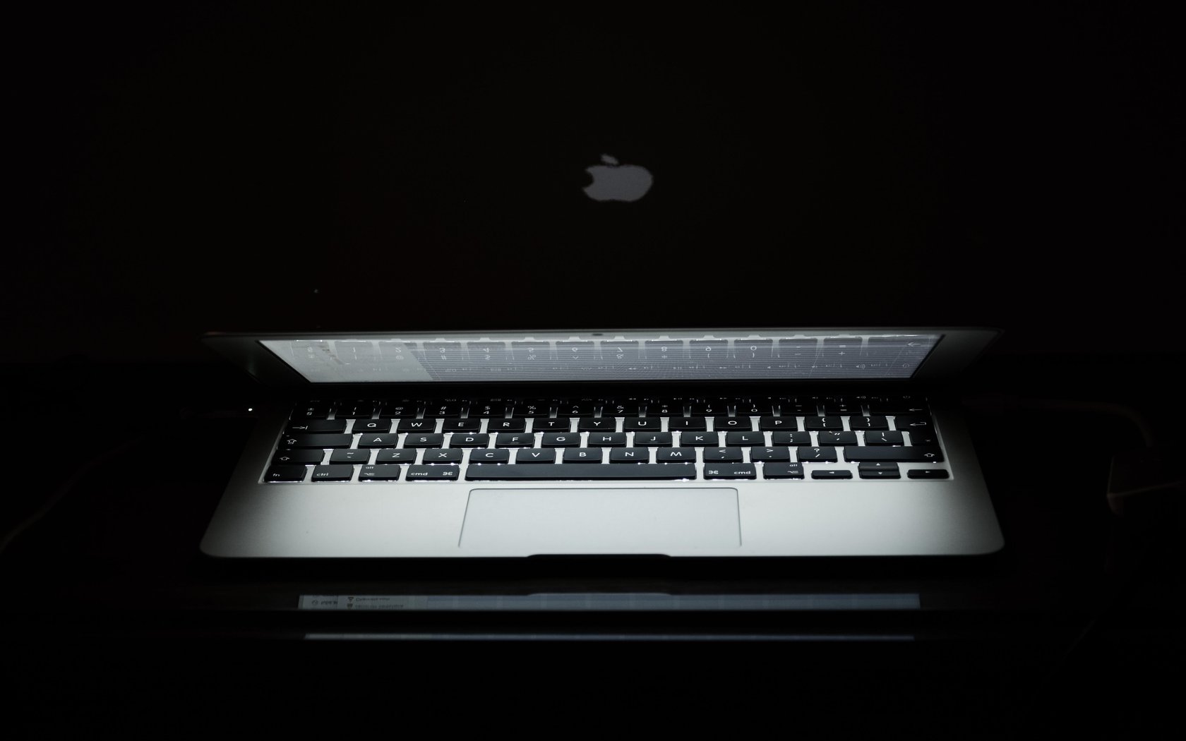 MacBook with a bright backlight - WSXGA+ wallpapers in 1680x1050 resolution