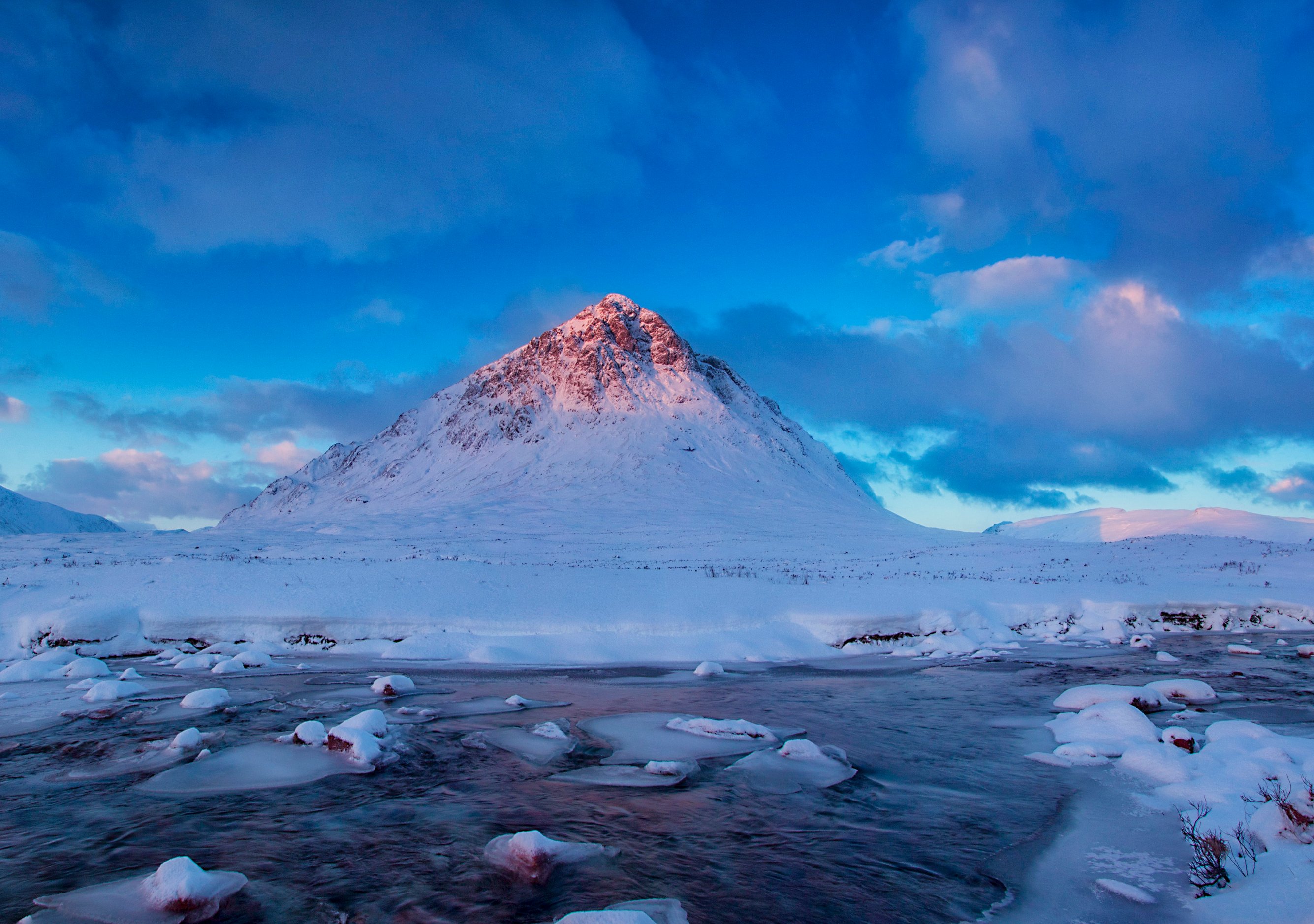 Snowy Glacier - Wallpapers for iPhone Duo in 2670x1878 resolution