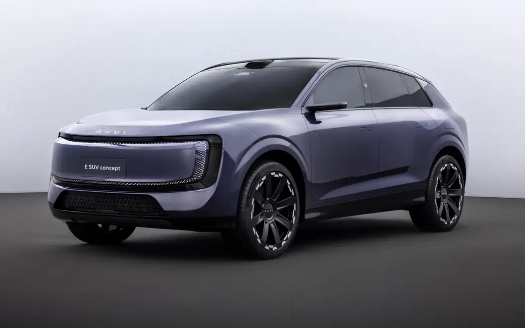 Серый AUDI E SUV Concept — обои на рабочий стол и телефон