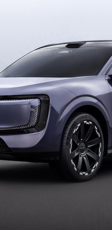 Серый AUDI E SUV Concept - Обои для Samsung в разрешении 360x740