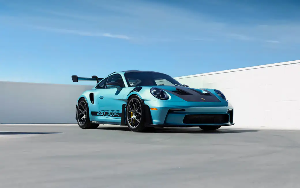 Blue Porsche 911 GT3 RS — desktop and phone wallpaper, free download