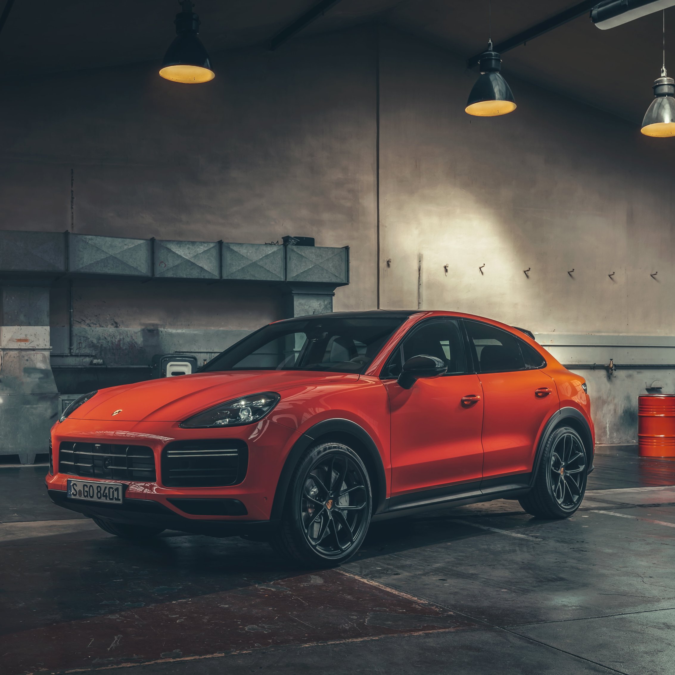 Porsche Cayenne Turbo Coupe side view - Wallpapers for iPad mini 8.3″ in 2266x2266 resolution