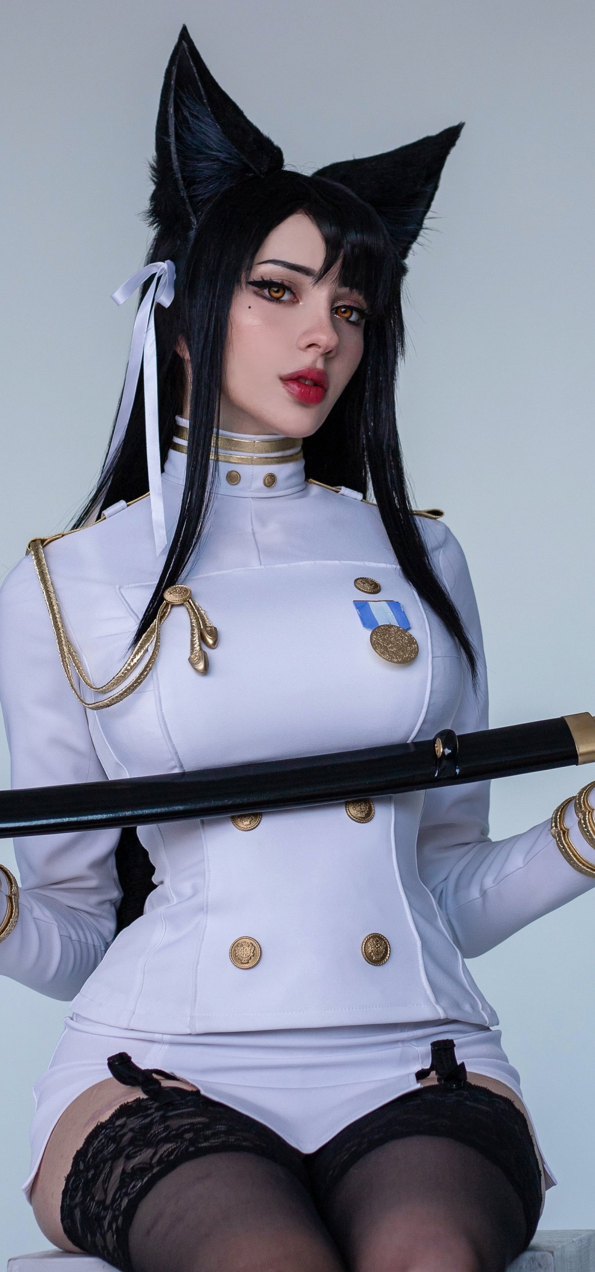 Alin Ma as Atago from Azur Lane - Wallpapers for Xiaomi 17/17 Pro in 1220x2608 resolution