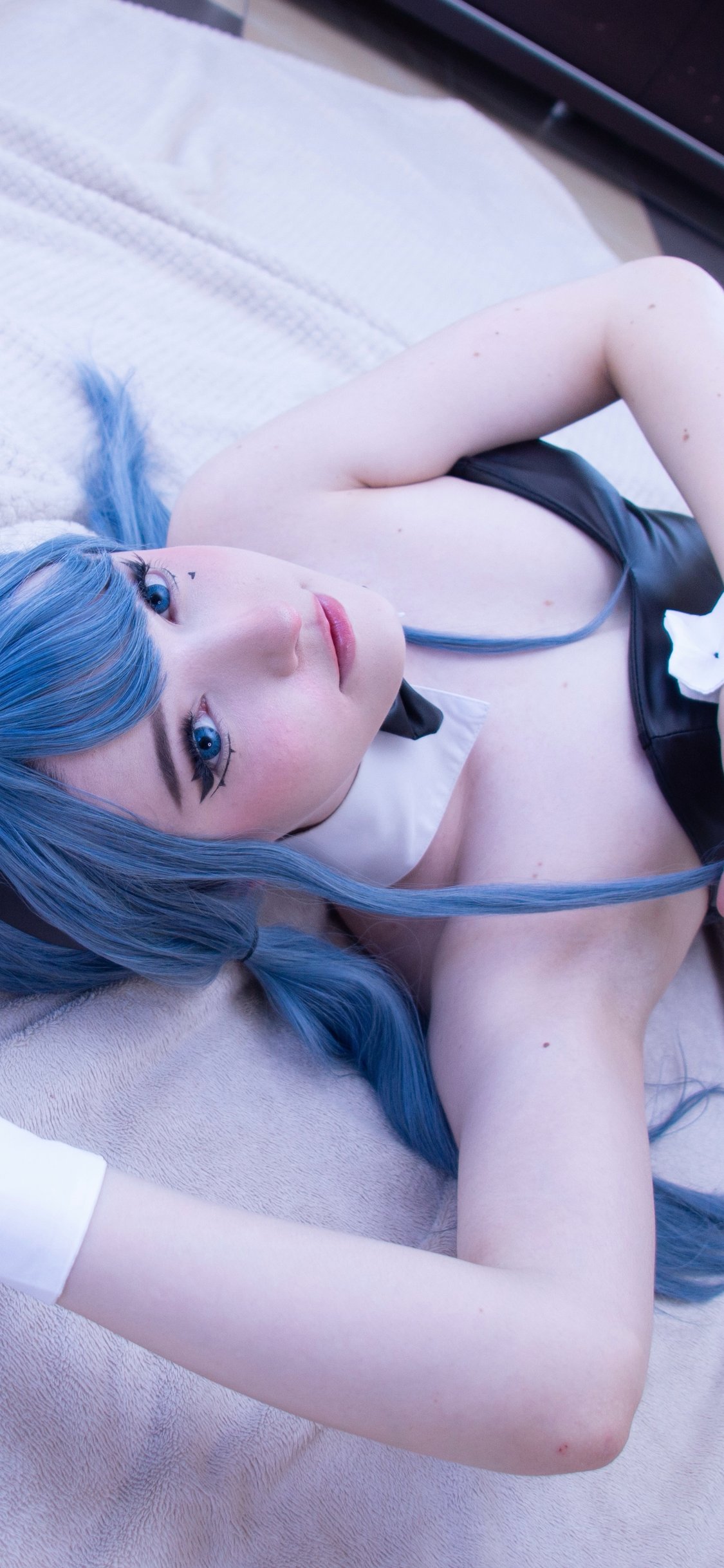 Candy Balll Cosplay in Rabbit Costume - Wallpapers for iPhone X/XS/11 Pro in 1125x2436 resolution