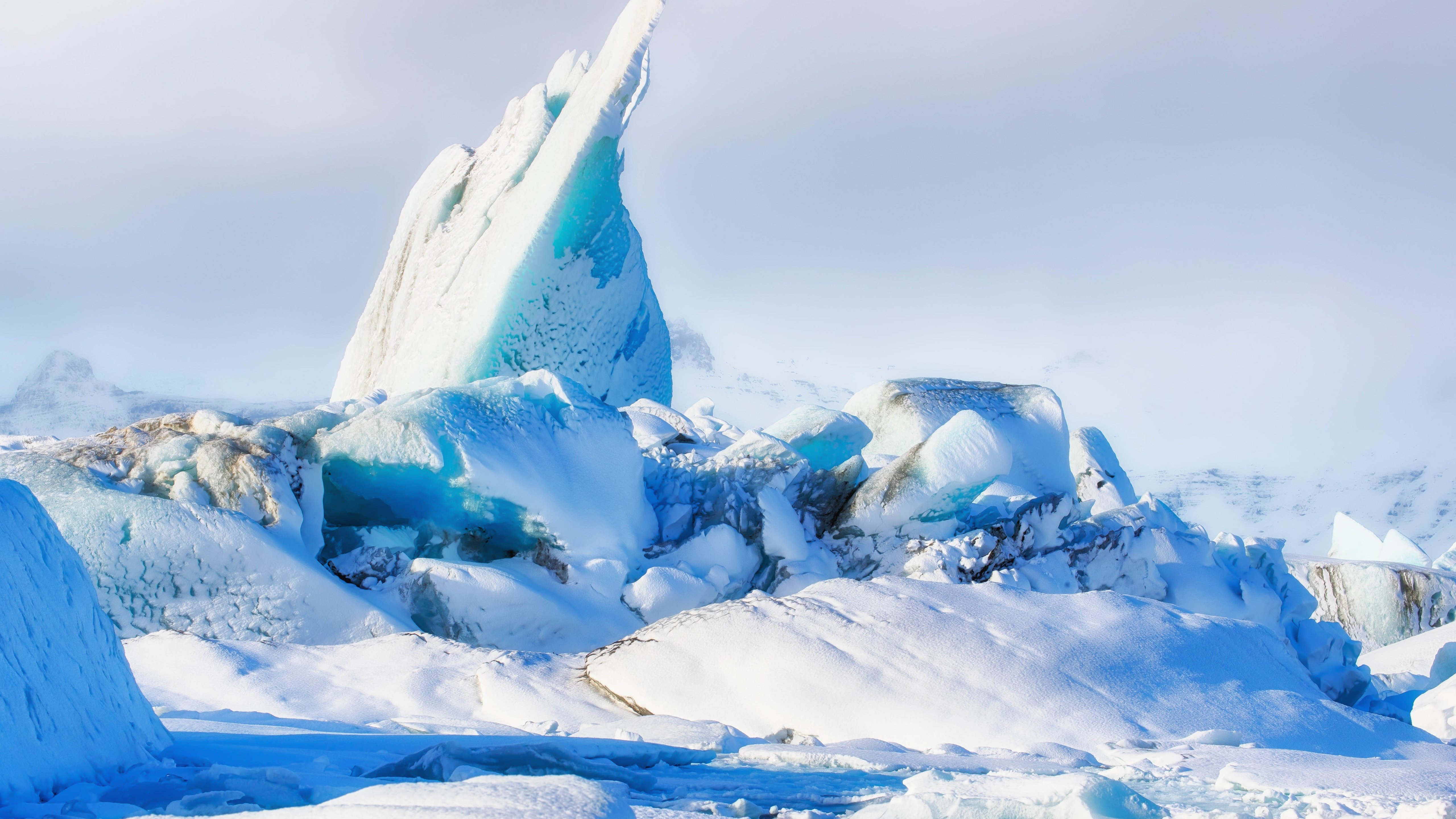 Blue-white glacier in the morning - 5K wallpapers in 5120x2880 resolution
