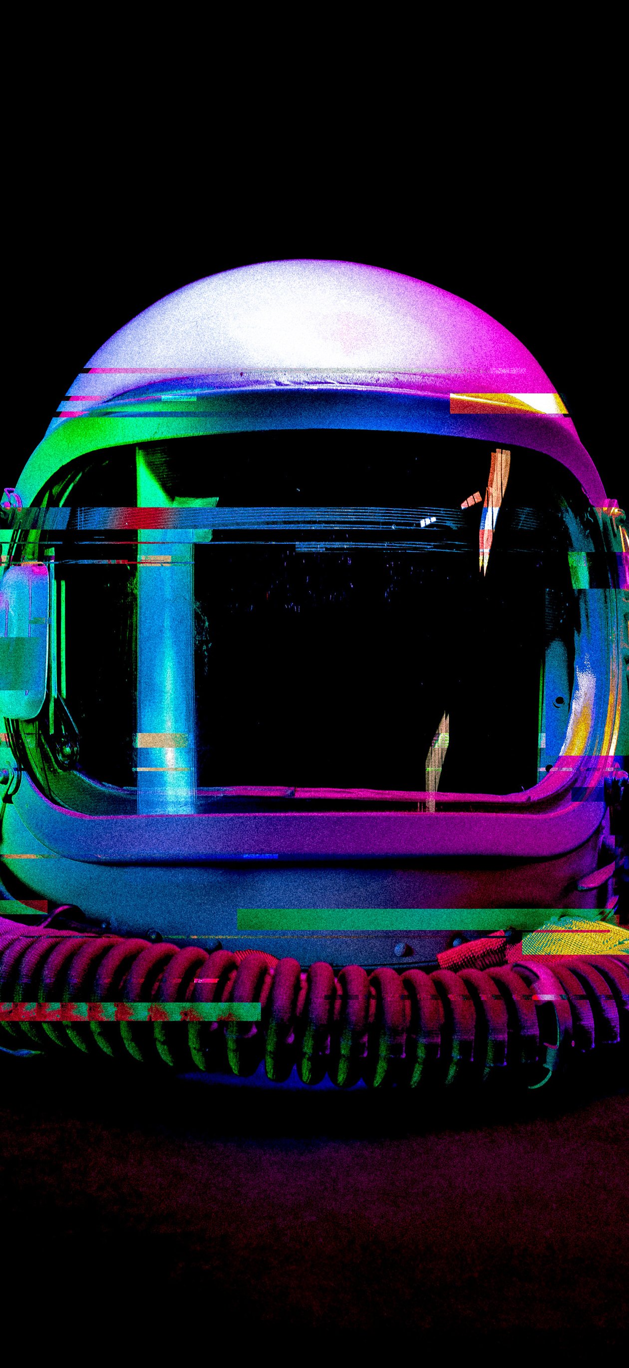Astronaut's helmet with a glitch effect - Wallpapers for iPhone Air in 1260x2736 resolution