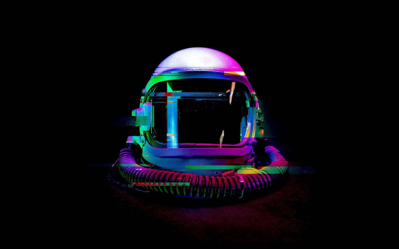 Astronaut's helmet with a glitch effect - WSXGA+ wallpapers in 1680x1050 resolution